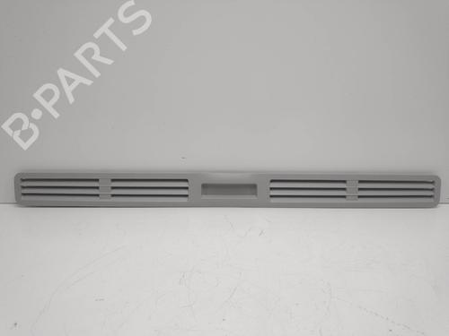 Used Air vent MERCEDES-BENZ C-CLASS (W204) C 220 CDI (204.008) (170 hp) 11659809
