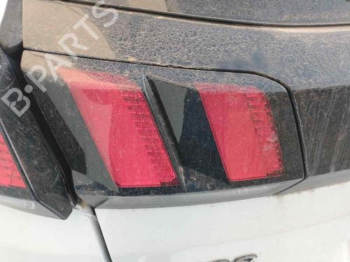 Used Left tailgate light PEUGEOT 3008 II SUV (MC_, MR_, MJ_, M4_) 1.2 THP/ PureTech 130 (MRHNSM, MRHNSU, MRHNSJ, MRHNYW,... (131 hp) 8279434