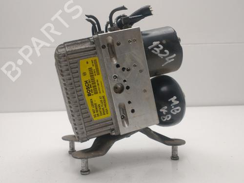 Used ABS pump MERCEDES-BENZ E-CLASS (W211) E 500 (211.070) (306 hp) 30441217