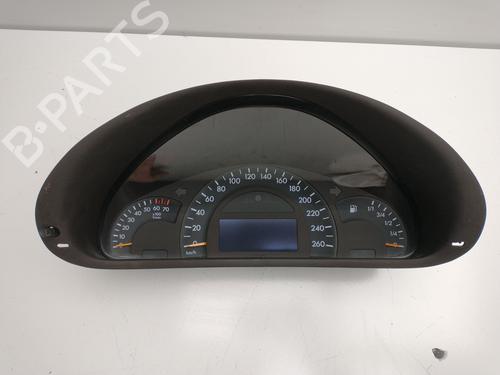 Used Instrument cluster MERCEDES-BENZ C-CLASS (W203) C 200 CDI (203.004) (116 hp) 23949891
