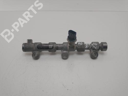 Used Injection rail OPEL MOVANO B Platform/Chassis (X62) [2010-2025]  9439437
