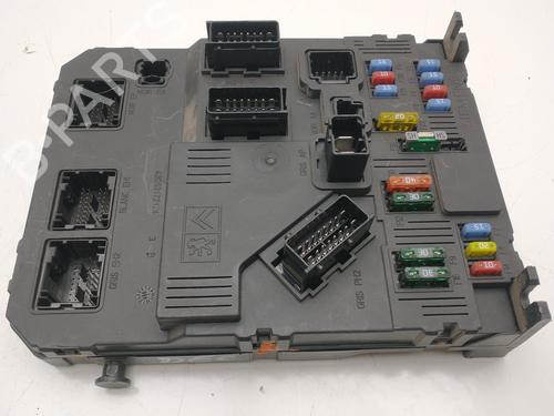 Used Fuse box Fuse box CITROËN XSARA PICASSO (N68) 1.6 HDi (109 hp) 34437713 34437713