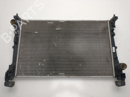 Used Water radiator Water radiator FIAT GRANDE PUNTO (199_) 1.3 D Multijet (75 hp) 32439108 32439108