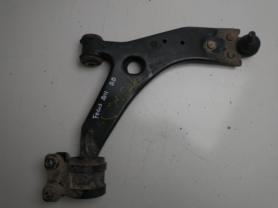 Right front suspension arm FORD FOCUS III 1.6 TDCi 15525866 BParts