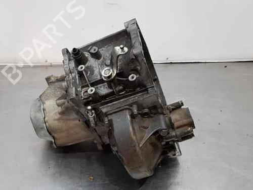 Gearbox PEUGEOT EXPERT Van (VF3A_, VF3U_, VF3X_)  | BP28304060M3 