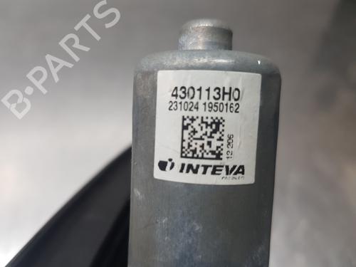 Alzavetro posteriore destra PEUGEOT 208 II (UB_, UP_, UW_, UJ_) | BP30880582C25