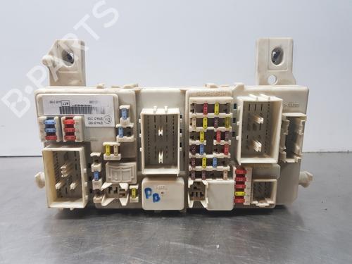 Boîte à Fusibles FORD FOCUS II (DA_, HCP, DP) [2004-2013]  29422919