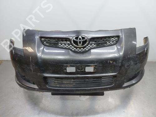 Used Front bumper TOYOTA AURIS (_E15_) 2.0 D-4D (ADE150_, ADE150R) (126 hp) 31591656