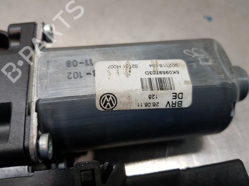 Rudehejsemotor bagstkærm venstre VW GOLF VI (5K1) | BP30880425E23