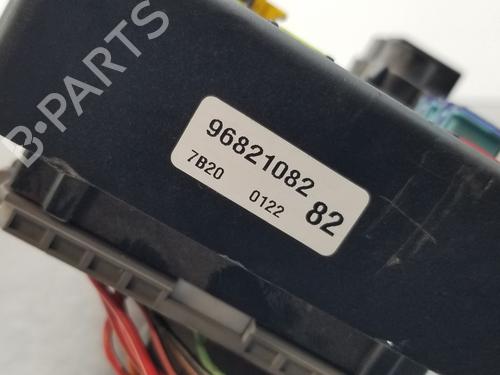 Fuse box CHEVROLET CAPTIVA (C100, C140) 2.0 D 4WD | BP18917988E1 