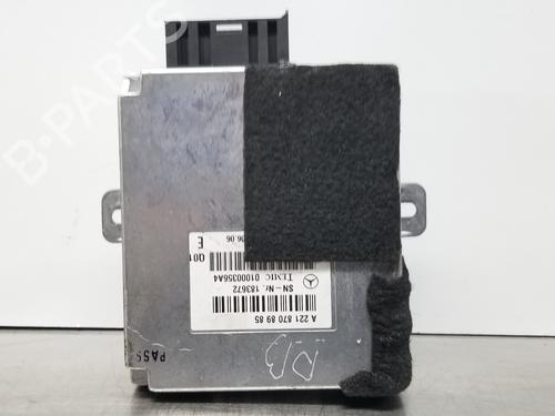 Used Electronic module MERCEDES-BENZ S-CLASS (W221, V221) [2005-2013]  18051933