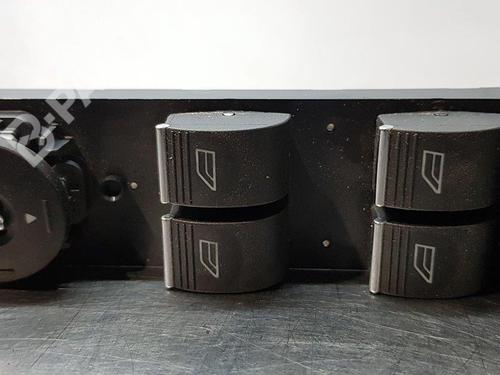 Used Left front window switch Left front window switch FORD C-MAX II (DXA/CB7, DXA/CEU) 1.6 TDCi (115 hp) 8885703 8885703