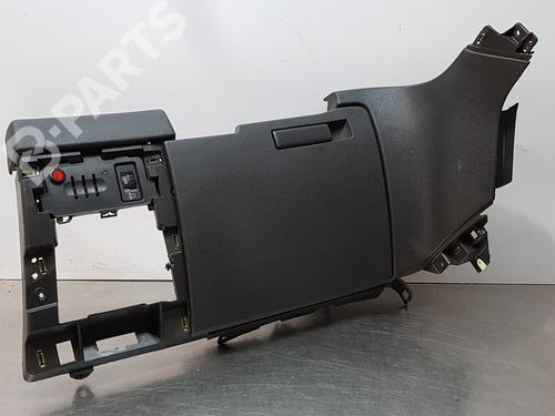 Dashboardkastje PEUGEOT 5008 (0U_, 0E_) 1.6 BlueHDi 120 (120 hp) 10211188