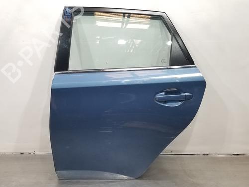 Used Left rear door TOYOTA AURIS (_E18_) 1.4 D-4D (NDE180_, NDE180R) (90 hp) 18093746