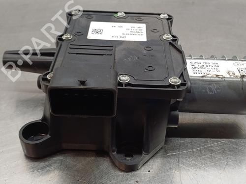 Used Electric handbrake PEUGEOT 5008 (0U_, 0E_) [2009-2017]  17239872