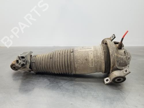 Venstre bak støtdemper PORSCHE CAYENNE (9PA) [2002-2010]  23102362