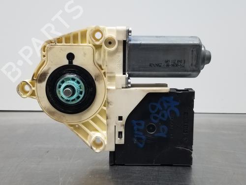 Right front window motor SEAT LEON (1P1) | BP30879752E20