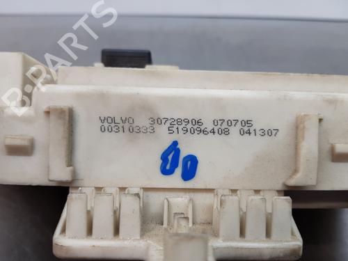 Fuse box VOLVO S40 II (544) | BP29118238E1