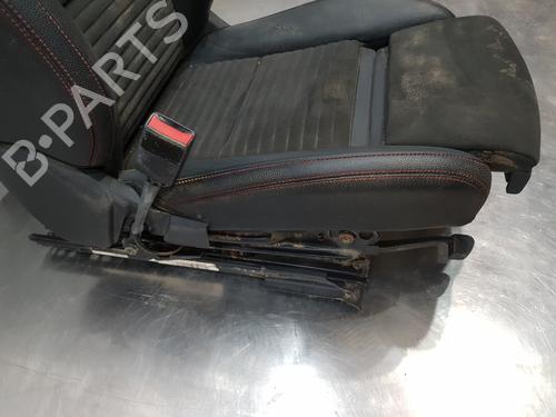 Left front seat MERCEDES-BENZ GLA-CLASS (X156) GLA 200 CDI / d (156.908) | BP29249655C15 