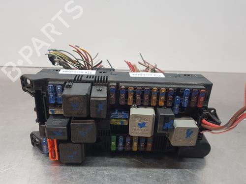 Used Fuse box MERCEDES-BENZ CLS (C219) CLS 500 (219.375) (306 hp) 26681974