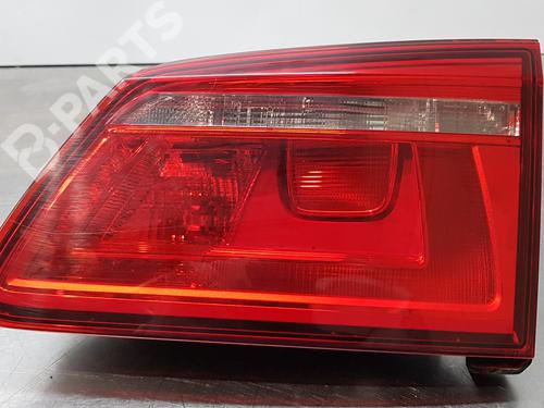 Feu de coffre droit VW GOLF SPORTSVAN VII (AM1, AN1) 1.2 TSI (110 hp) 8678150