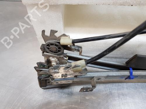 Rudehejsemekanisme ventre foran FORD FOCUS I (DAW, DBW)  | BP26552405C22 