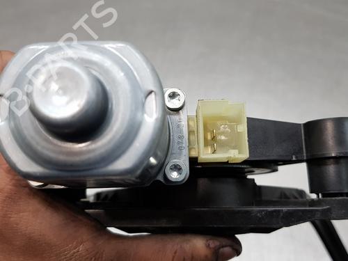 Elevalunas delantero derecho VW CRAFTER Van (SY_, SX_) | BP30879439C23