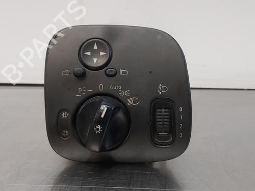 Commande de phare MERCEDES-BENZ C-CLASS (W203) C 220 CDI (203.006) (136 hp) 13492626