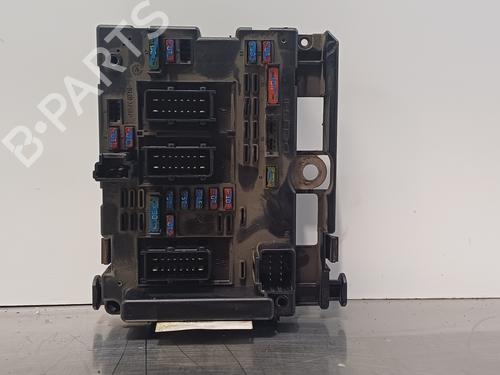 Used Fuse box PEUGEOT 206 Hatchback (2A/C) [1998-2012]  30878939