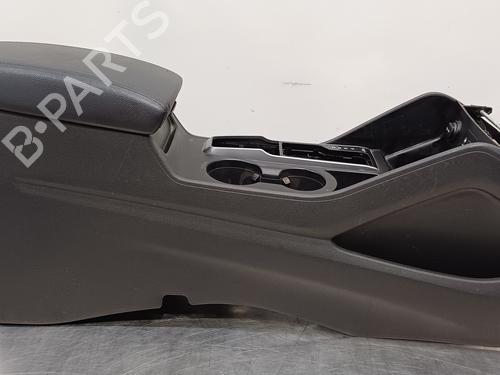 Used Armrest / Center console HYUNDAI TUCSON (TL, TLE) 2.0 CRDi (185 hp) 16854890