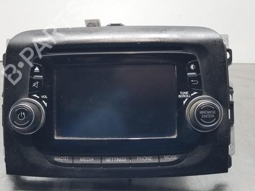 Used Display monitor FIAT 500L (351_, 352_) [2012-2025]  20699184