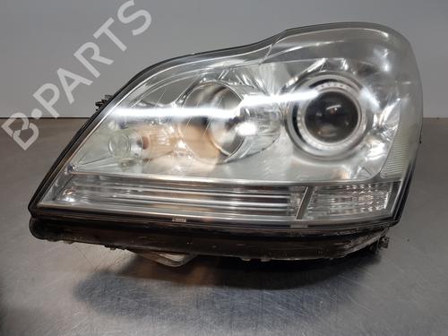 Used Left headlight MERCEDES-BENZ GL-CLASS (X164) GL 450 4-matic (164.871) (340 hp) 26557929