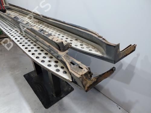 Step MERCEDES-BENZ GL-CLASS (X164) GL 450 4-matic (164.871) | BP31048115C149 