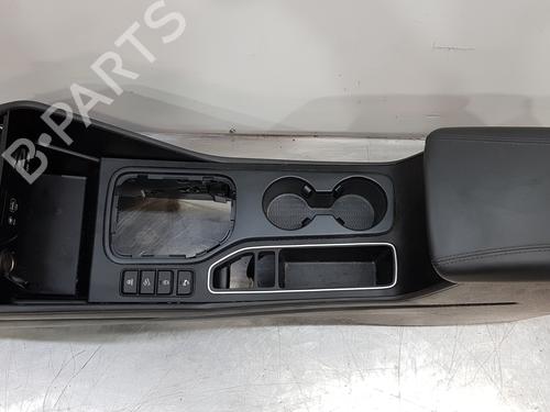 Armrest / Center console HYUNDAI TUCSON (TL, TLE) 1.6 CRDi | BP15388004I20 
