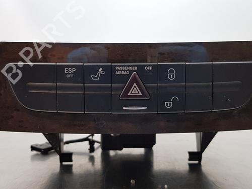 Used Warning switch MERCEDES-BENZ E-CLASS (W211) E 320 CDI (211.026) (204 hp) 30879872