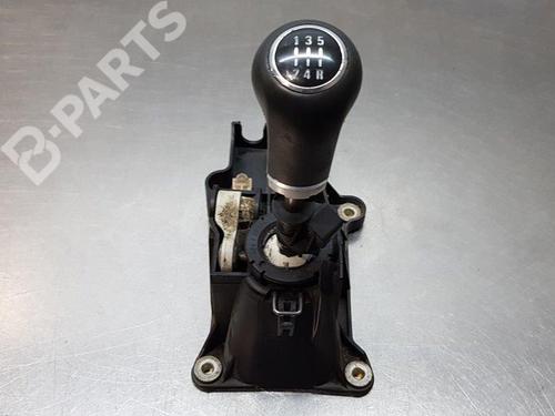 Used Manual gearbox selector Manual gearbox selector OPEL ASTRA H (A04) 1.7 CDTI (L48) (100 hp) 10692138 10692138