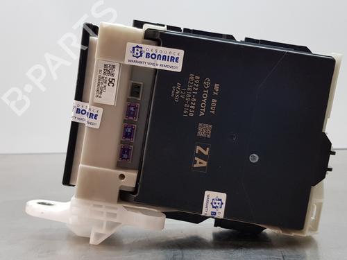 Used Electronic module TOYOTA COROLLA Hatchback (_E21_, _EA1_, _EH1_) 1.8 Hybrid (ZWE211) (98 hp) 19710640
