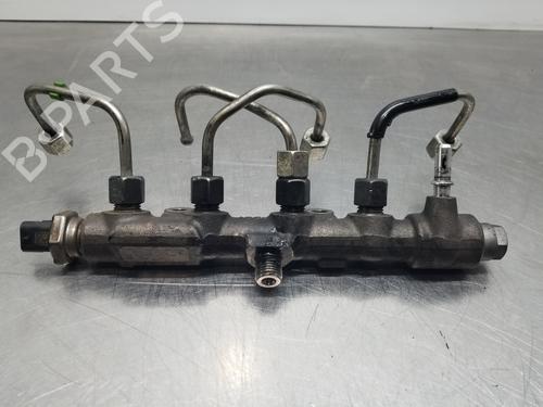 Used Injection rail PEUGEOT 308 SW II (LC_, LJ_, LR_, LX_, L4_) [2014-2021]  30880976