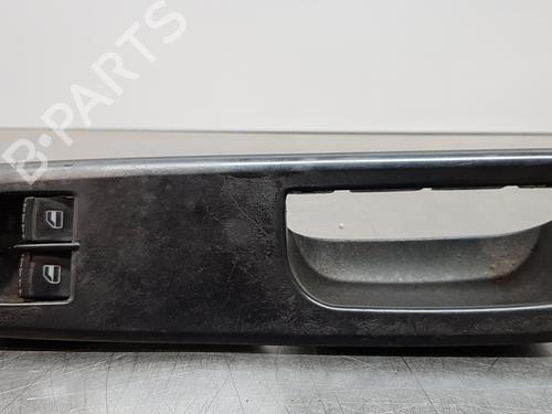 Venstre Foran elrute bryter VW GOLF IV (1J1) [1997-2008]  30879778