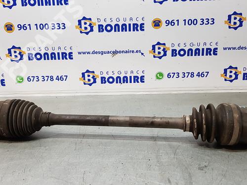 Used Left front driveshaft HYUNDAI i20 II (GB, IB) [2014-2021]  8138963