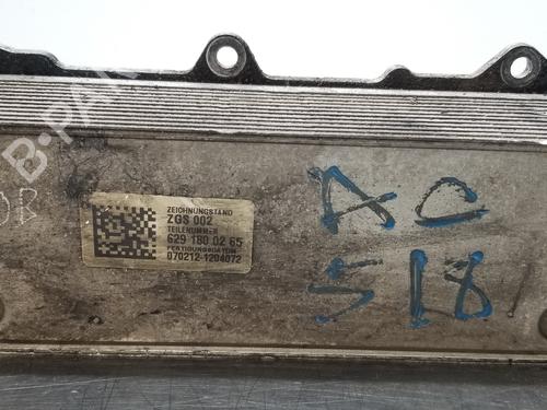 Used Oil radiator MERCEDES-BENZ S-CLASS (W221, V221) S 420 CDI (221.028, 221.128) (320 hp) 18040468
