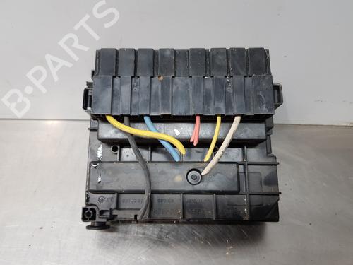 Fuse box PEUGEOT 308 I (4A_, 4C_) | BP29972820E1