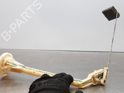Fuel pump MERCEDES-BENZ S-CLASS (W220, V220) | BP30879116M76