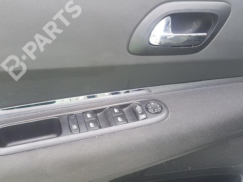 Gear lever PEUGEOT 5008 (0U_, 0E_) 1.6 BlueHDi 120 | BP7592229M90 