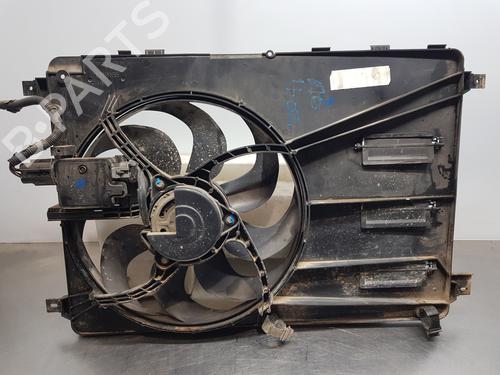 Used Radiator fan VOLVO V40 Hatchback (525) [2012-2019]  30835404