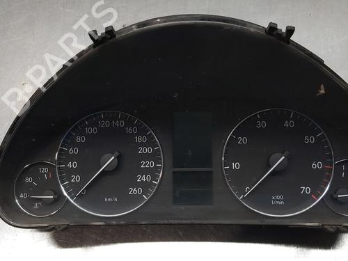Instrument cluster MERCEDES-BENZ C-CLASS (W203) C 230 Kompressor (203.040) A2035404547