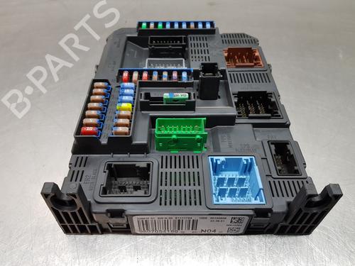 Fuse box PEUGEOT 308 II (LB_, LP_, LW_, LH_, L3_)  | BP22624071E1 