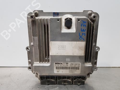 Used Engine control unit (ECU) RENAULT SCÉNIC II (JM0/1_) [2003-2010]  30566339