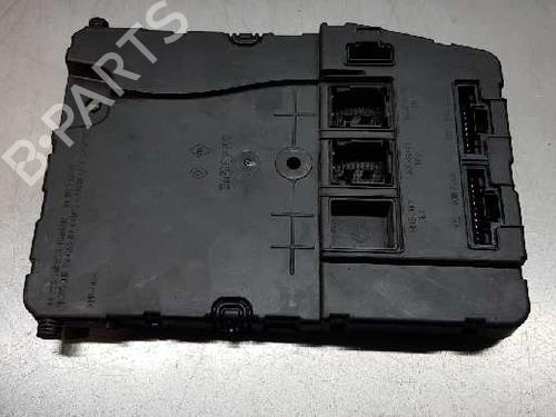 Elektronische module RENAULT SCÉNIC II (JM0/1_) [2003-2010]  12989190