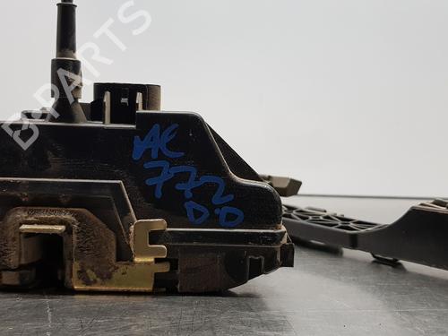 Højre fortil lås RENAULT LAGUNA II (BG0/1_) 1.6 16V (BG0A, BG0L) | BP30879082C97